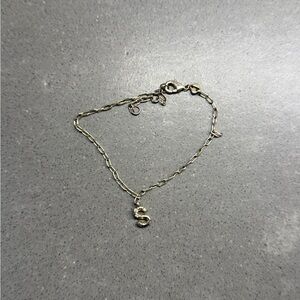 Kendra Scott “S” Bracelet Gold